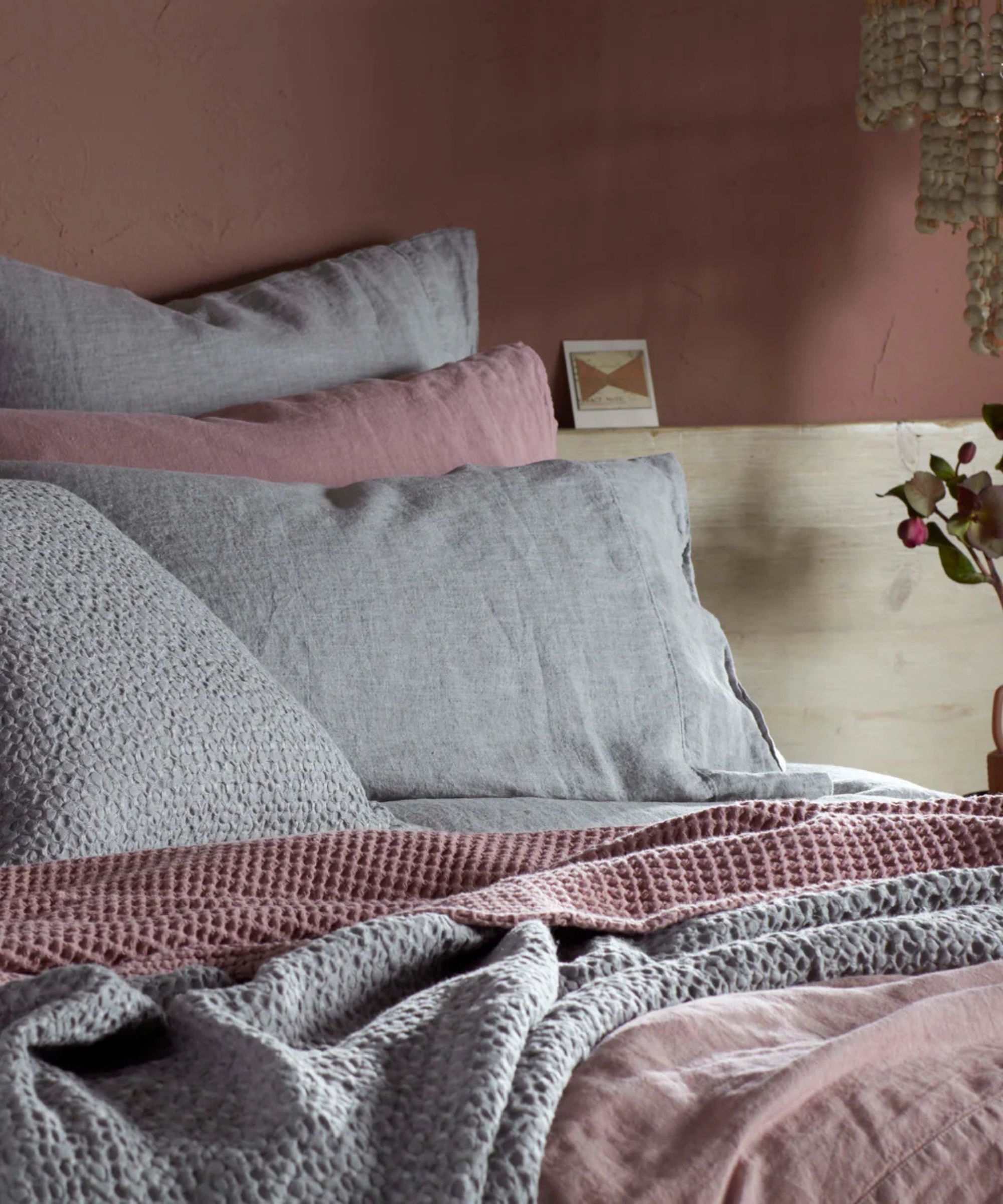 best color sheets for sleeping