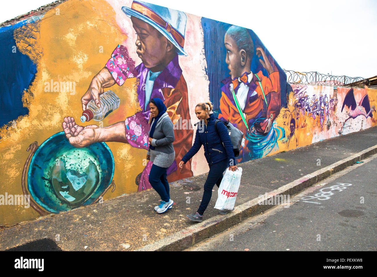 Cape Town Water Crisis Themed Mural Western Cape Province South Africa Stock Photo Alamy