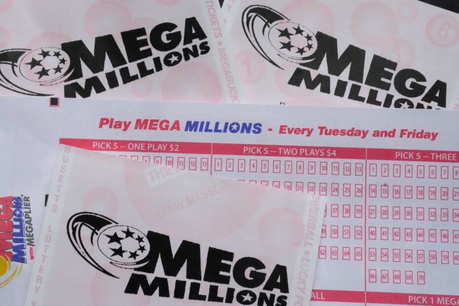 Feeling Lucky 1 35 Billion Mega Millions Jackpot Up For Grabs Friday The 13th