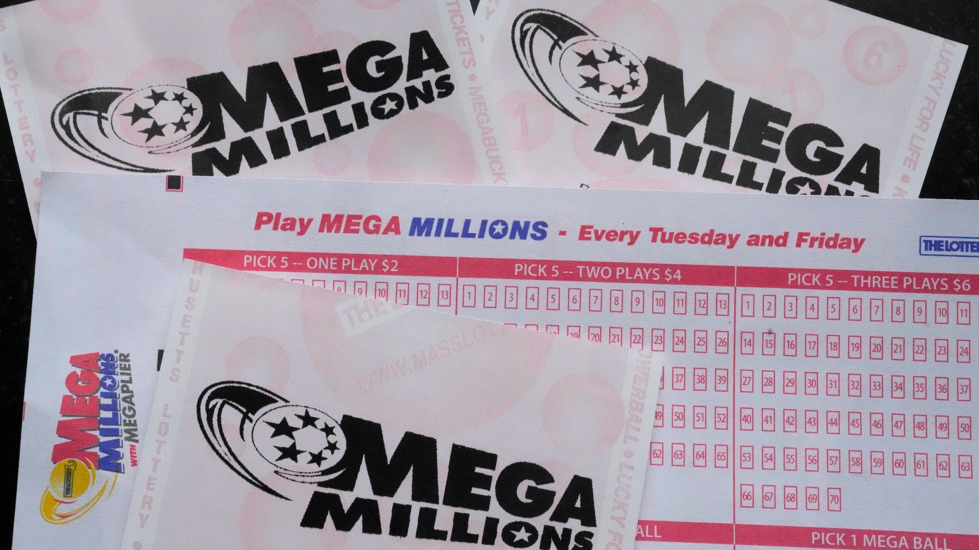 Feeling Lucky 1 35 Billion Mega Millions Jackpot Up For Grabs Friday The 13th
