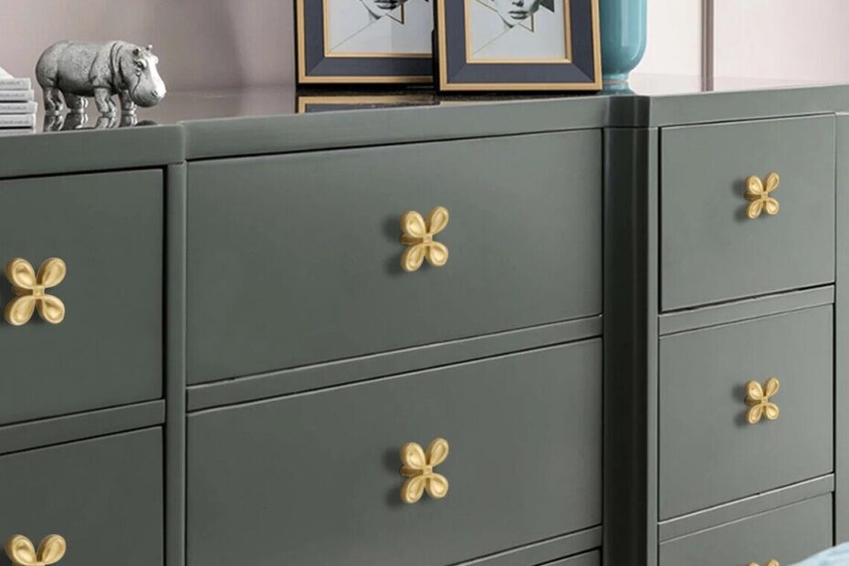 Four Leaf Clover Brass Knob Cabinet Knob Handle Dresser Pulls