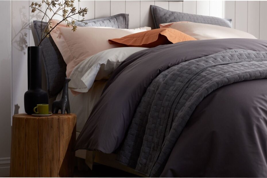 Guide To Choosing The Best Bed Sheet Colors The Company Store