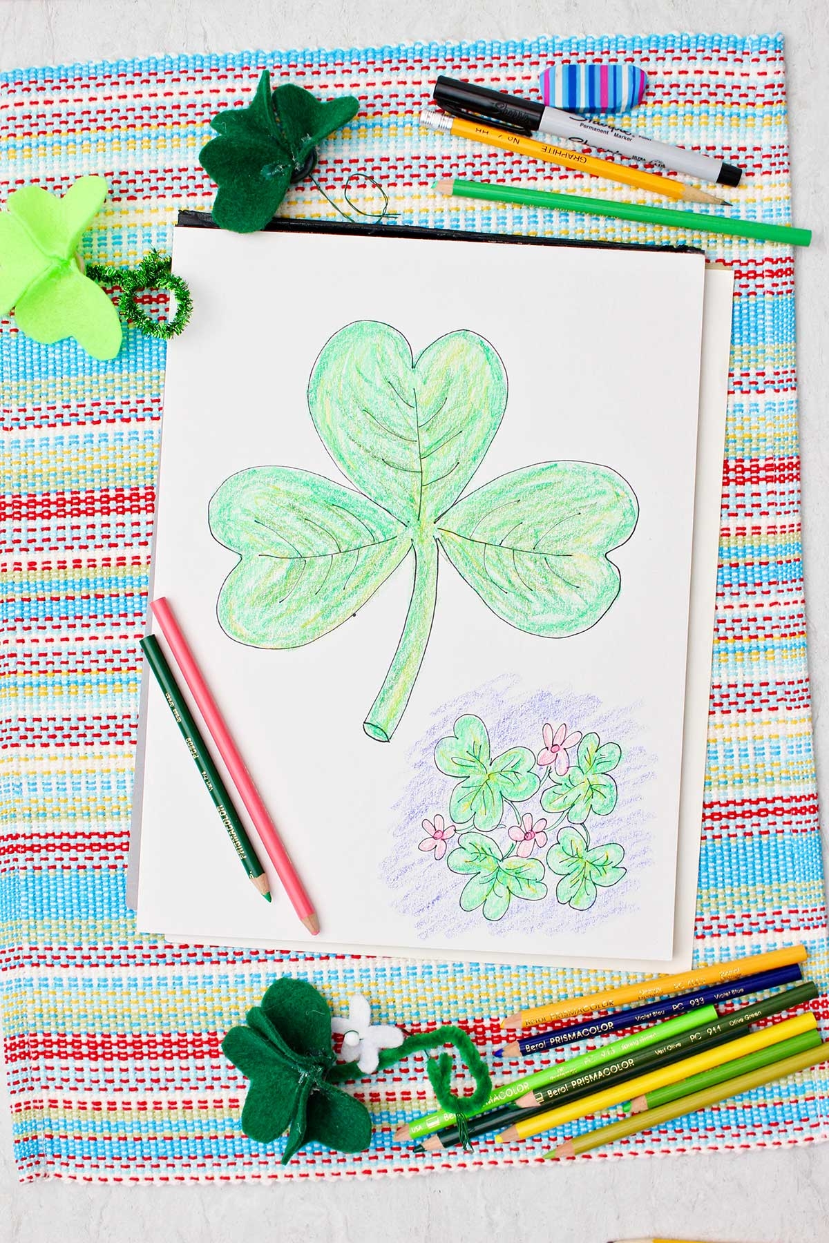 shamrock drawing
