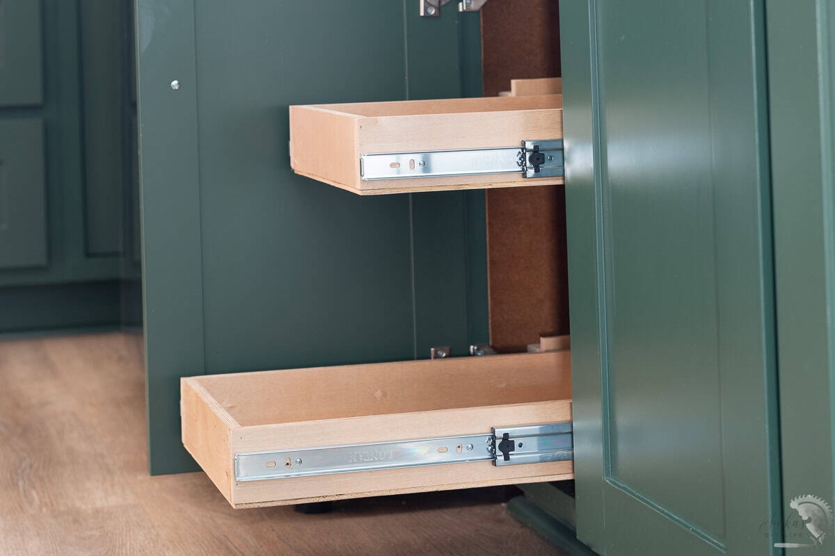 pull out drawer