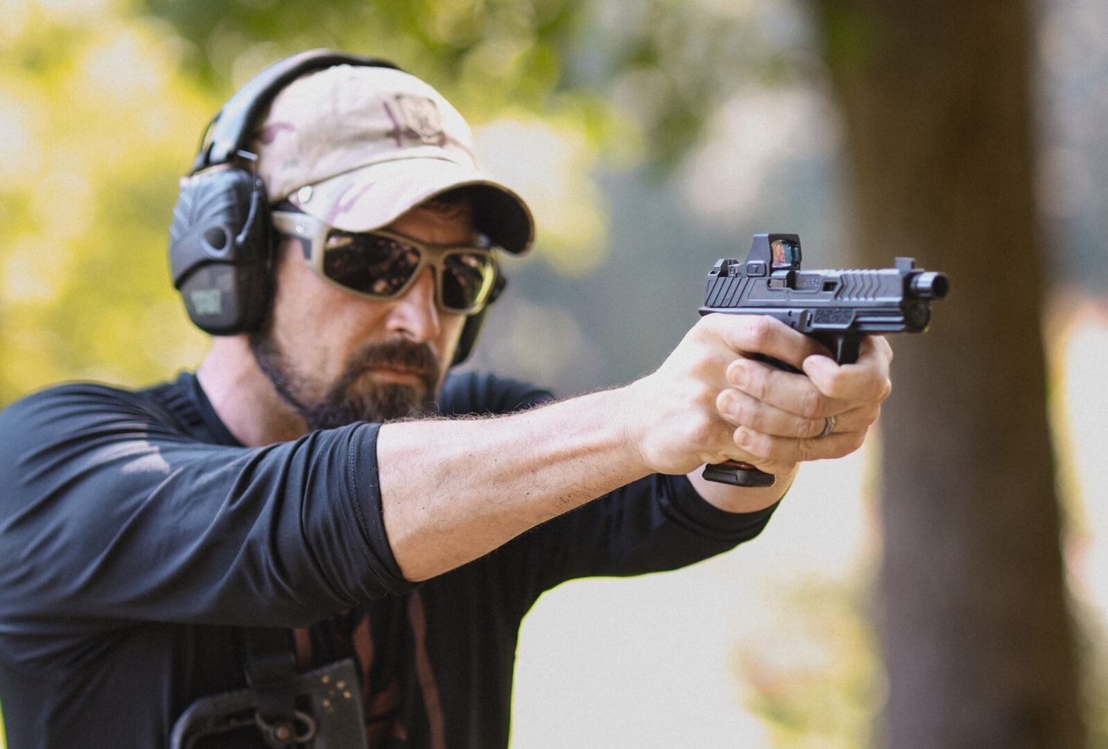 how to zero a red dot sight on a pistol