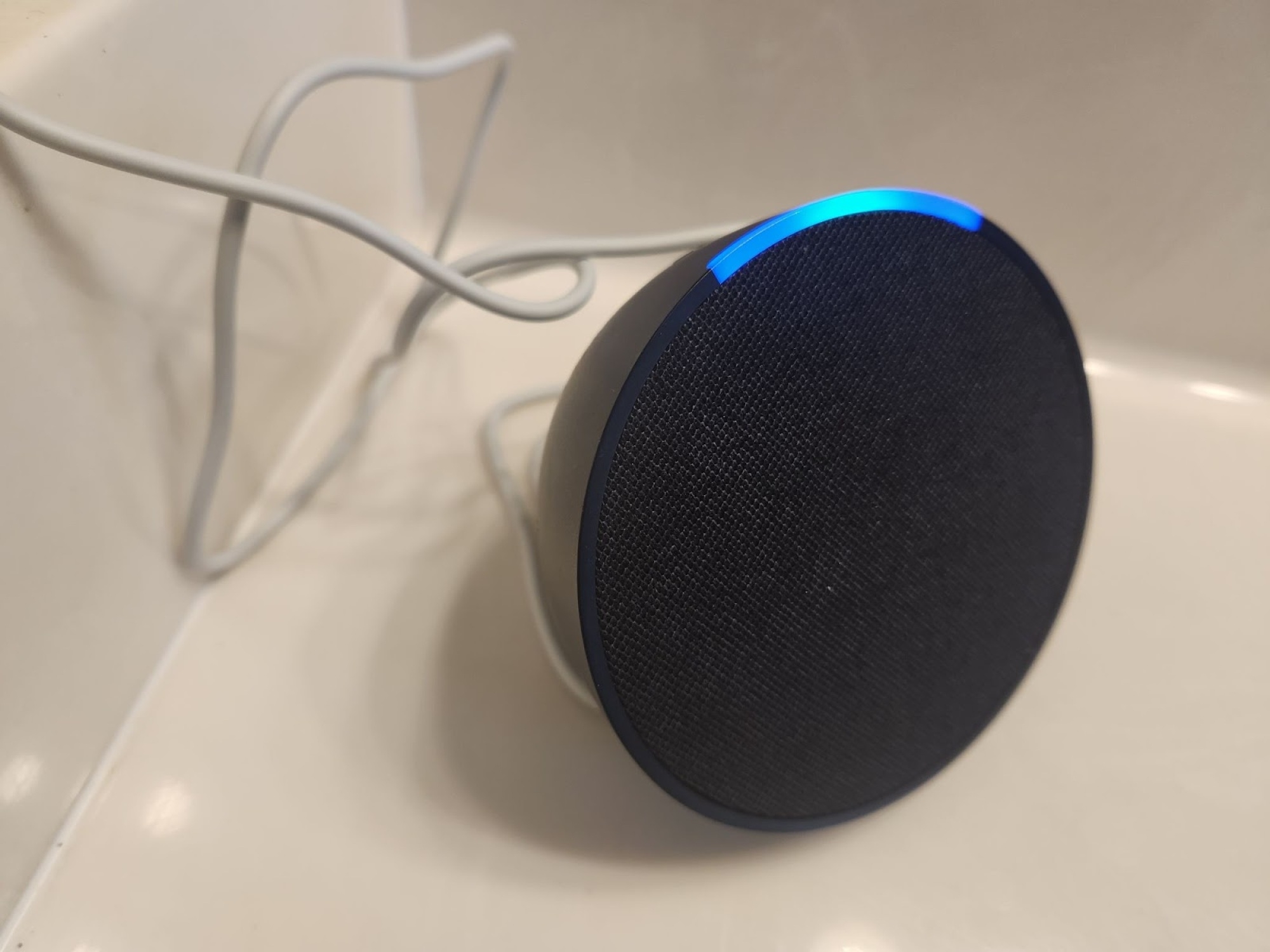 Not Responding Does My Echo Dot Have To Be Plugged In To Work Amazon s New Echo