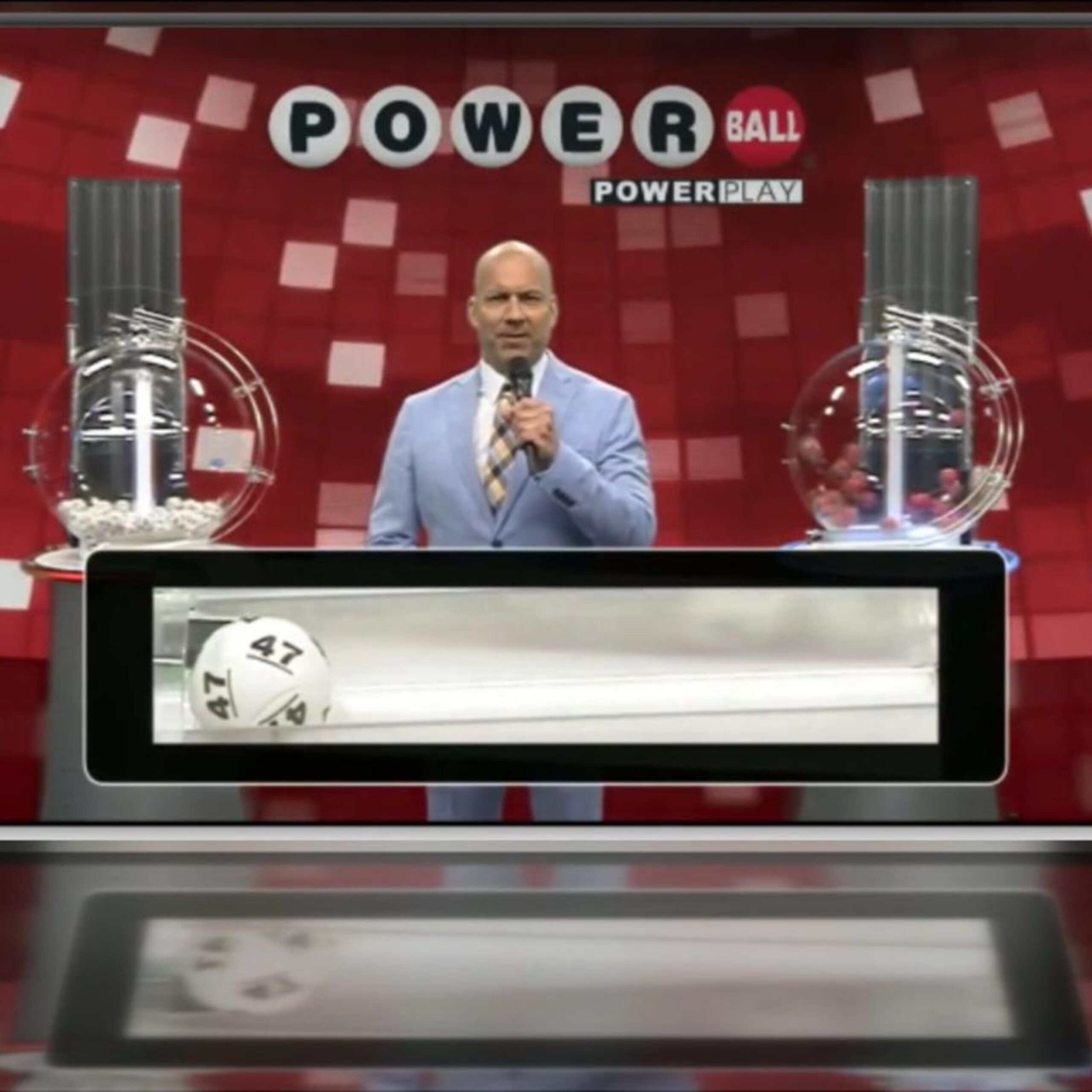 Powerball Jackpot Soars To 925 Million Ahead Of Next Drawing 