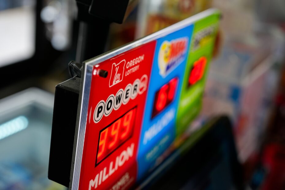 Powerball Lottery Drawing Delayed The Independent