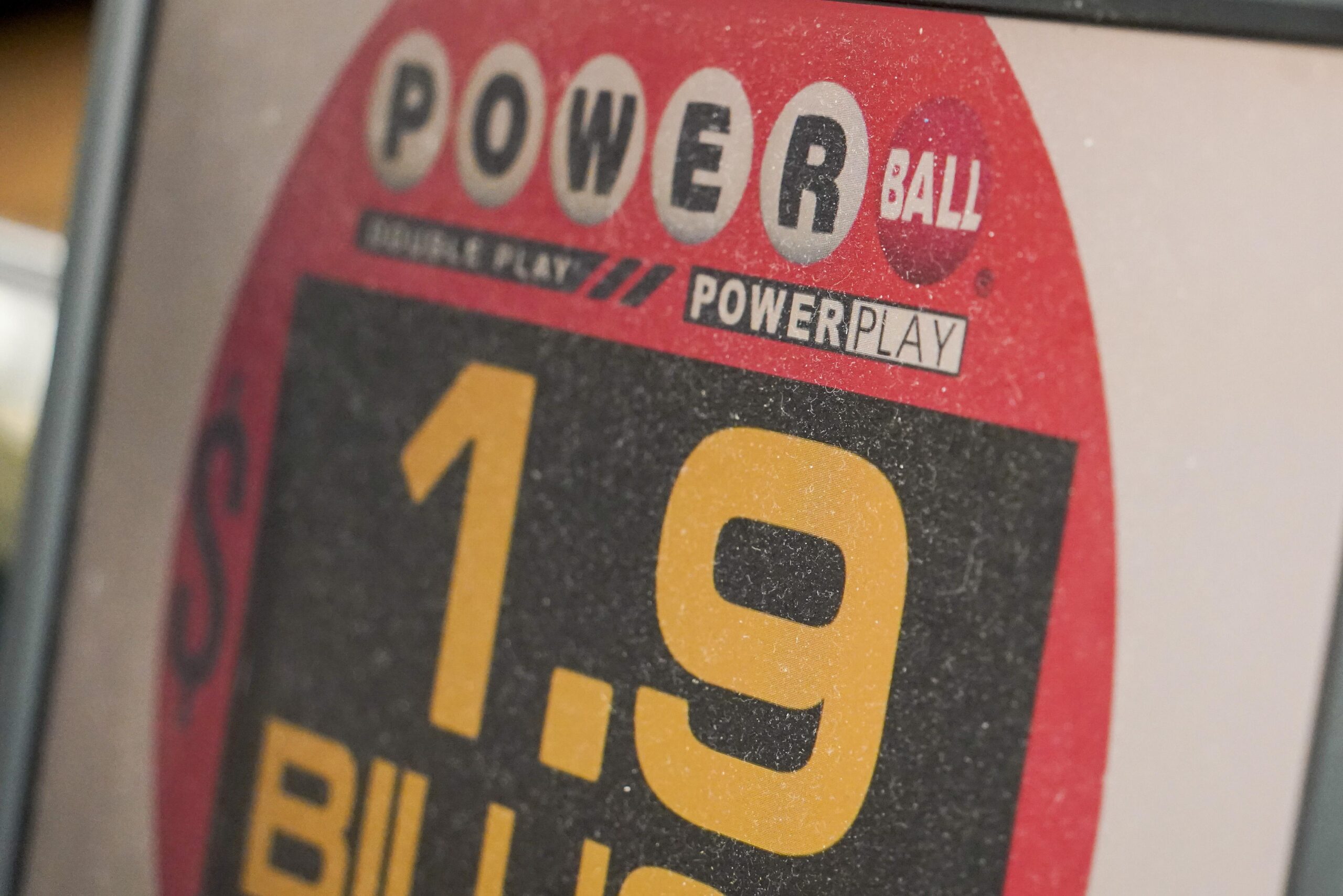 Powerball Numbers For Record 2 04 Billion Jackpot Released After 