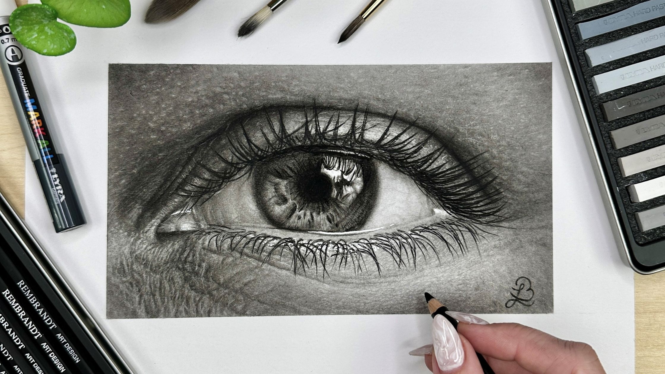 Realistic Eye Drawing Tutorial With Leanne Bishop Strathmore Artist Papers